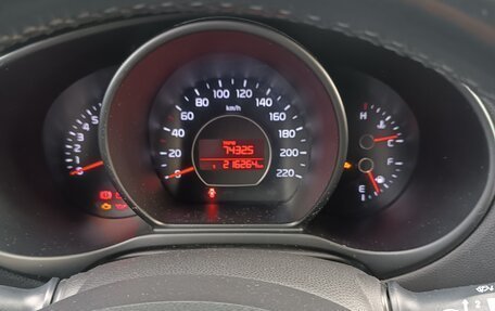 KIA Soul II рестайлинг, 2014 год, 900 000 рублей, 13 фотография