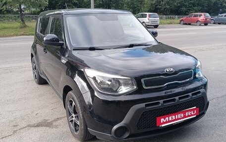 KIA Soul II рестайлинг, 2014 год, 900 000 рублей, 18 фотография