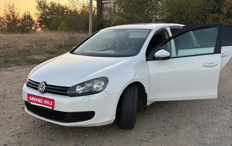 Volkswagen Golf VI, 2010 год, 595 000 рублей, 2 фотография