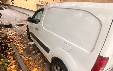 Peugeot Partner II рестайлинг 2, 2012 год, 425 000 рублей, 4 фотография