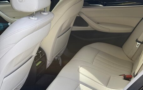 BMW 5 серия, 2018 год, 2 500 000 рублей, 16 фотография