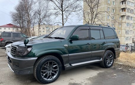 Toyota Land Cruiser 100 рестайлинг 2, 2000 год, 1 800 000 рублей, 10 фотография