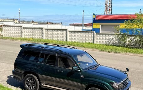Toyota Land Cruiser 100 рестайлинг 2, 2000 год, 1 800 000 рублей, 11 фотография