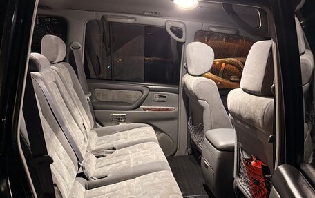 Toyota Land Cruiser 100 рестайлинг 2, 2000 год, 1 800 000 рублей, 16 фотография