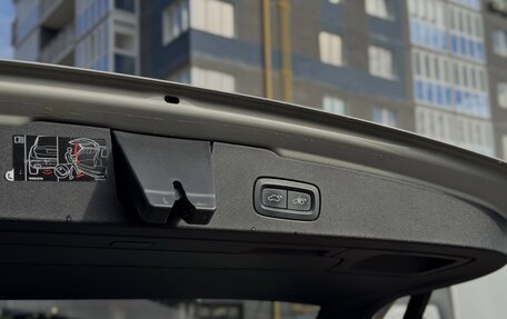 Volvo V60 Cross Country II, 2019 год, 2 650 000 рублей, 38 фотография