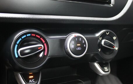 KIA Rio IV, 2018 год, 999 000 рублей, 14 фотография
