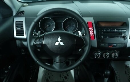 Mitsubishi Outlander III рестайлинг 3, 2011 год, 1 339 000 рублей, 12 фотография