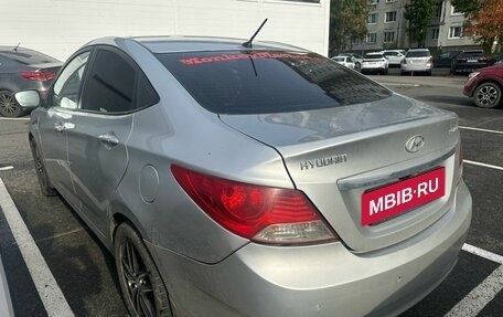 Hyundai Solaris II рестайлинг, 2012 год, 499 000 рублей, 3 фотография