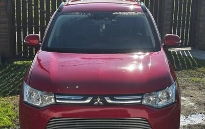 Mitsubishi Outlander III рестайлинг 3, 2013 год, 1 524 000 рублей, 1 фотография