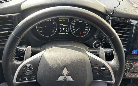 Mitsubishi Outlander III рестайлинг 3, 2013 год, 1 524 000 рублей, 4 фотография