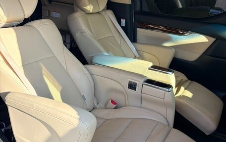 Toyota Vellfire II, 2019 год, 5 000 000 рублей, 8 фотография