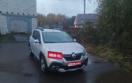 Renault Sandero II рестайлинг, 2019 год, 980 000 рублей, 1 фотография