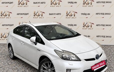 Toyota Prius, 2012 год, 900 000 рублей, 3 фотография
