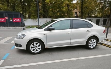 Volkswagen Polo VI (EU Market), 2011 год, 650 000 рублей, 3 фотография