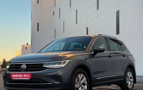 Volkswagen Tiguan II, 2021 год, 2 900 000 рублей, 7 фотография
