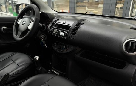 Nissan Note II рестайлинг, 2011 год, 700 000 рублей, 11 фотография