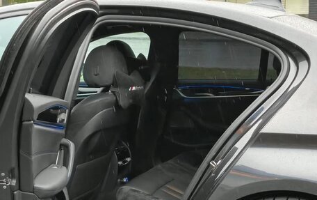 BMW 5 серия, 2019 год, 5 188 000 рублей, 11 фотография