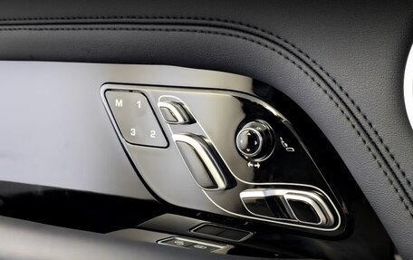 Land Rover Range Rover IV рестайлинг, 2020 год, 8 000 000 рублей, 10 фотография