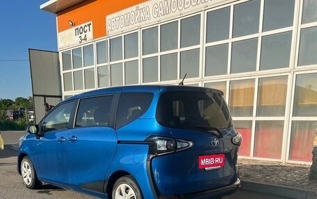 Toyota Sienta II, 2020 год, 1 370 000 рублей, 3 фотография