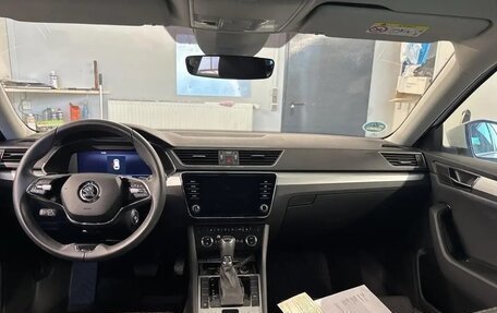 Skoda Superb III рестайлинг, 2023 год, 2 262 000 рублей, 9 фотография