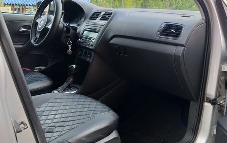Volkswagen Polo VI (EU Market), 2012 год, 525 000 рублей, 13 фотография