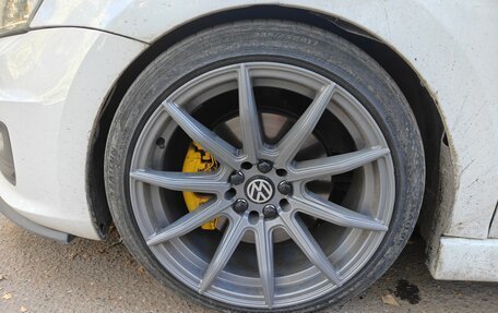 Volkswagen Polo VI (EU Market), 2015 год, 550 000 рублей, 8 фотография