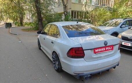 Volkswagen Polo VI (EU Market), 2015 год, 550 000 рублей, 4 фотография