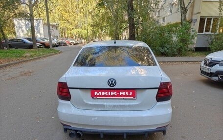 Volkswagen Polo VI (EU Market), 2015 год, 550 000 рублей, 5 фотография