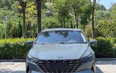 Hyundai Elantra, 2022 год, 1 670 000 рублей, 1 фотография