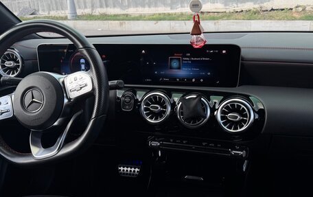 Mercedes-Benz CLA, 2020 год, 2 700 000 рублей, 17 фотография