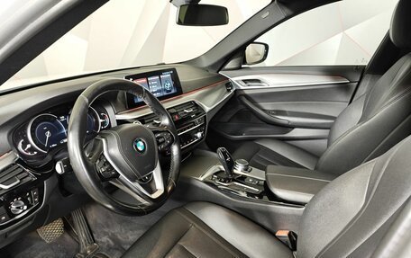 BMW 5 серия, 2017 год, 2 795 000 рублей, 12 фотография