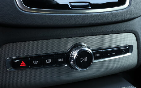 Volvo XC90 II рестайлинг, 2020 год, 4 200 000 рублей, 16 фотография