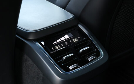 Volvo XC90 II рестайлинг, 2020 год, 4 200 000 рублей, 24 фотография