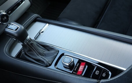 Volvo XC90 II рестайлинг, 2020 год, 4 200 000 рублей, 15 фотография
