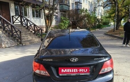 Hyundai Solaris II рестайлинг, 2013 год, 700 000 рублей, 3 фотография