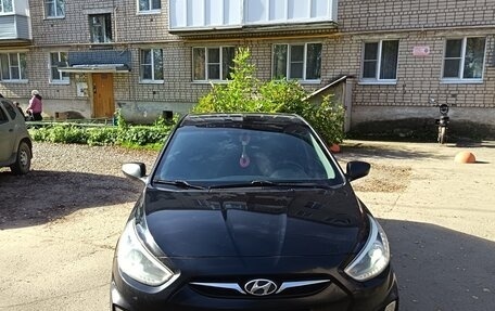 Hyundai Solaris II рестайлинг, 2013 год, 700 000 рублей, 5 фотография
