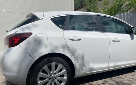 Opel Astra J, 2011 год, 500 000 рублей, 4 фотография
