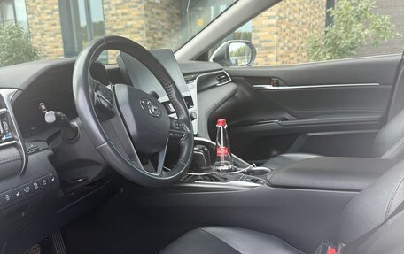 Toyota Camry, 2022 год, 2 900 000 рублей, 8 фотография