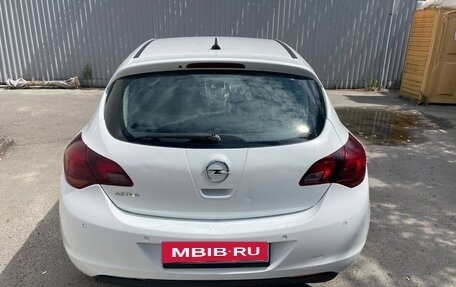 Opel Astra J, 2011 год, 500 000 рублей, 6 фотография