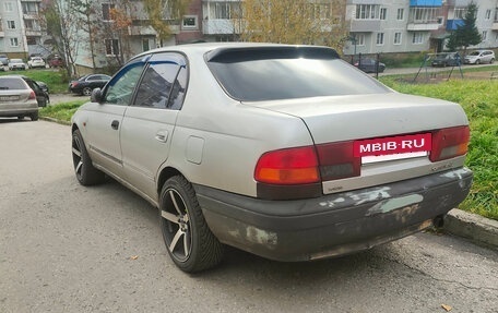 Toyota Carina E, 1997 год, 300 000 рублей, 4 фотография