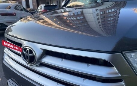 Toyota Highlander III, 2011 год, 2 500 000 рублей, 18 фотография