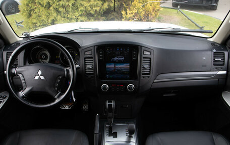 Mitsubishi Pajero IV, 2013 год, 1 798 000 рублей, 11 фотография