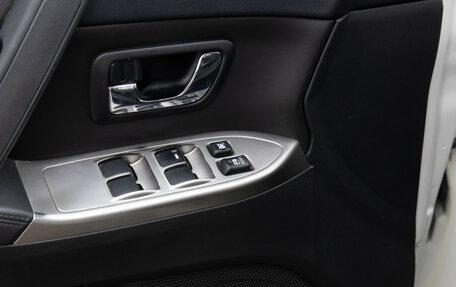 Mitsubishi Pajero IV, 2013 год, 1 798 000 рублей, 15 фотография