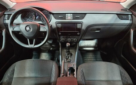 Skoda Octavia, 2019 год, 1 499 000 рублей, 9 фотография