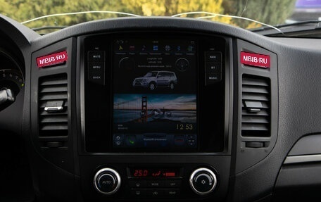 Mitsubishi Pajero IV, 2013 год, 1 798 000 рублей, 13 фотография