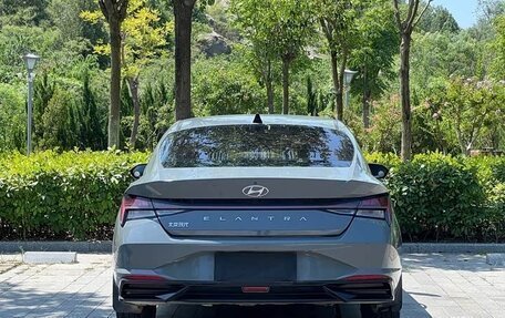 Hyundai Elantra, 2022 год, 1 670 000 рублей, 5 фотография