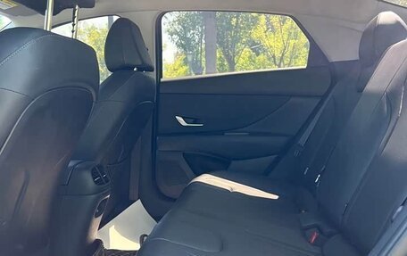 Hyundai Elantra, 2022 год, 1 670 000 рублей, 10 фотография