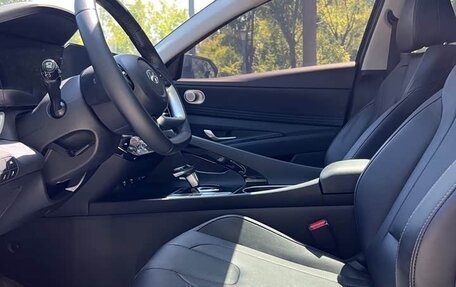 Hyundai Elantra, 2022 год, 1 670 000 рублей, 14 фотография