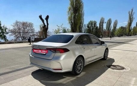 Toyota Corolla, 2022 год, 1 740 000 рублей, 5 фотография