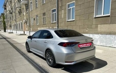 Toyota Corolla, 2022 год, 1 740 000 рублей, 2 фотография